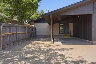 13328 Southview Ln, Dallas, TX 75240 - Photo 22