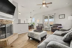 1525 Sams Cir, Royse City, TX 75189 - Photo 10