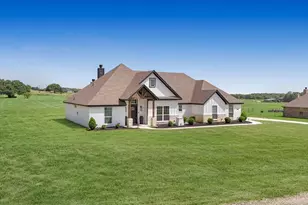1005 Paradise Pkwy, Poolville, TX 76487 - Photo 4
