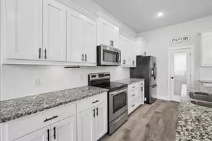 1005 Paradise Pkwy, Poolville, TX 76487 - Photo 14