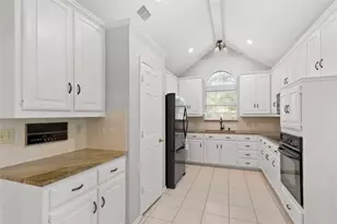 1010 Westgate Dr, Farmersville, TX 75442 - Photo 14