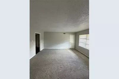 12136 Bellafonte Drive, Dallas, TX 75243 - Photo 2
