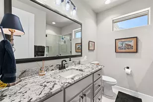2021 Turnbury Ct, Granbury, TX 76048 - Photo 28