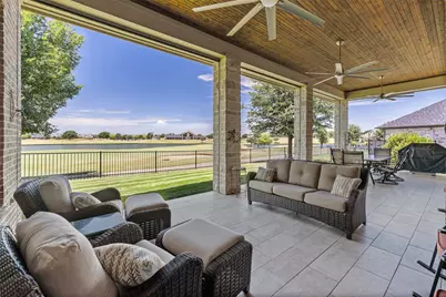 2021 Turnbury Court, Granbury, TX 76048 - Photo 34