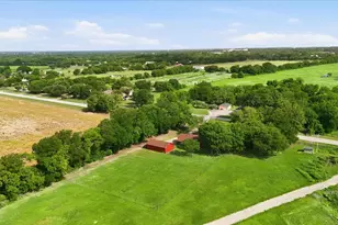 201 Rockett Ln, Pecan Hill, TX 75154 - Photo 30