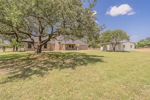 2305 Floyd Hampton Rd, Crowley, TX 76036 - Photo 36