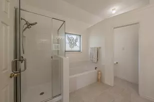 2305 Floyd Hampton Rd, Crowley, TX 76036 - Photo 16