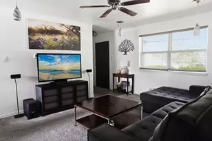 1105 Glenn Dr, Euless, TX 76039 - Photo 6
