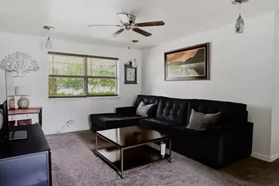 1105 Glenn Drive, Euless, TX 76039 - Photo 4
