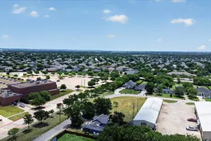 8006 Renee Dr, Arlington, TX 76001 - Photo 16