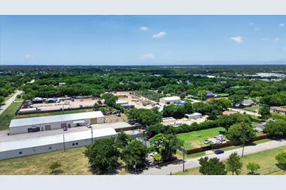 8006 Renee Drive, Arlington, TX 76001 - Photo 6