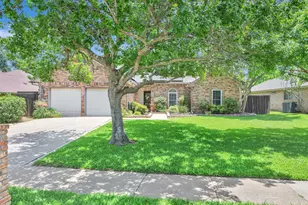 3628 Rolling Meadows Dr, Bedford, TX 76021 - Photo 2