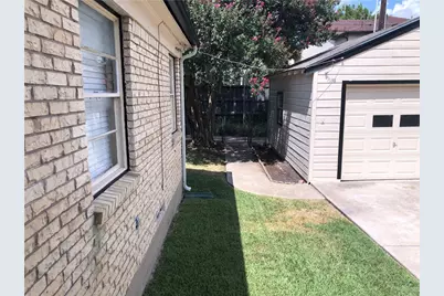 6215 Kenwood Avenue, Dallas, TX 75214 - Photo 26