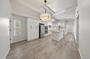 8557 Flint Falls Dr, Dallas, TX 75243 - Photo 12