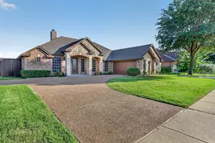 308 Hardeman Blvd, Justin, TX 76247 - Photo 2