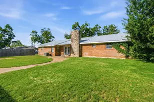 1109 N Lillian St, Stephenville, TX 76401 - Photo 32