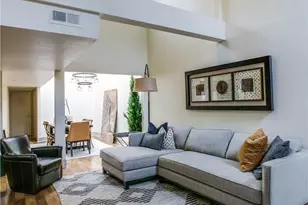 3215 Elizabeth St, Dallas, TX 75204 - Photo 2