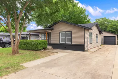 829 Yale Street, River Oaks, TX 76114 - Photo 1