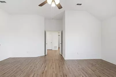 7840 Clover Leaf Drive, North Richland Hills, TX 76182 - Photo 38