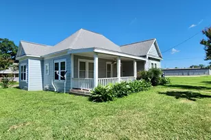 108 S Bonham St, Mexia, TX 76667 - Photo 2
