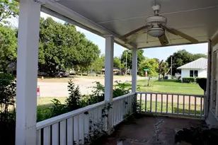 108 S Bonham St, Mexia, TX 76667 - Photo 6