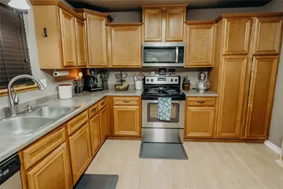 675 W Elm Street, Stephenville, TX 76401 - Photo 8
