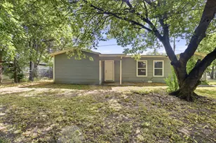 1401 Granbury St, Cleburne, TX 76033 - Photo 34