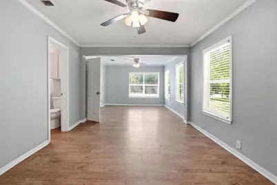 1401 Granbury Street, Cleburne, TX 76033 - Photo 24