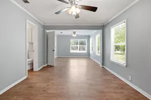 1401 Granbury St, Cleburne, TX 76033 - Photo 24