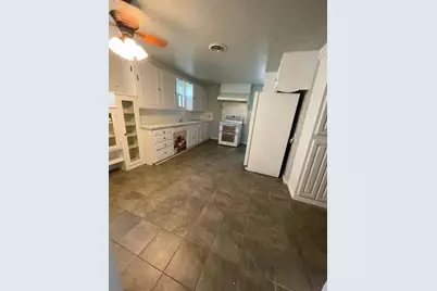 700 N Dallas Street, Ennis, TX 75119 - Photo 6