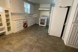 700 N Dallas St, Ennis, TX 75119 - Photo 6