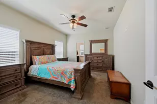 816 E Northside Dr, Pilot Point, TX 76258 - Photo 16