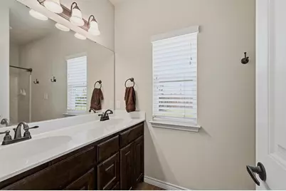 816 E Northside Drive, Pilot Point, TX 76258 - Photo 20