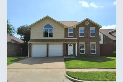4672 Heatherbrook Lane, Grand Prairie, TX 75052 - Photo 1
