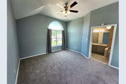 4672 Heatherbrook Lane, Grand Prairie, TX 75052 - Photo 12