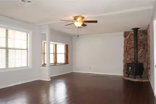 5225 Mack Rd, Haltom City, TX 76117 - Photo 4