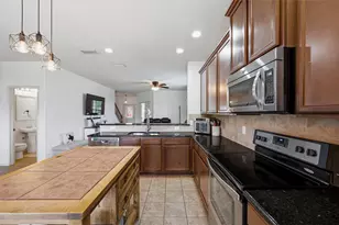 2904 Big Horn Bluff Ct, Fort Worth, TX 76108 - Photo 8