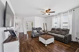 2904 Big Horn Bluff Ct, Fort Worth, TX 76108 - Photo 4