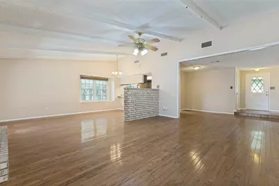 413 Goldfinch Drive, Fort Worth, TX 76108 - Photo 4