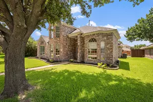 2324 Compton Dr, Plano, TX 75025 - Photo 2