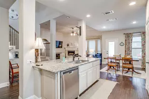 1134 Destrehan Dr, Burleson, TX 76028 - Photo 10