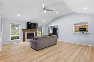 1017 Spicewood Dr, Plano, TX 75025 - Photo 6