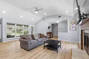 1017 Spicewood Dr, Plano, TX 75025 - Photo 8