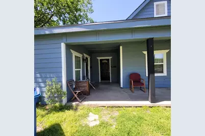 801 NW Main Street, Ennis, TX 75119 - Photo 2