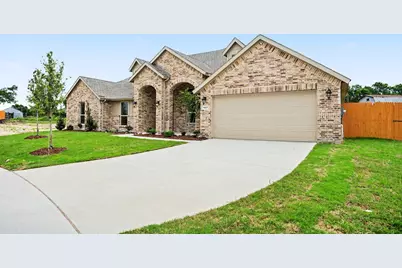 1027 Ella Drive, DeSoto, TX 75115 - Photo 4
