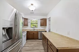 1409 N Morris St, McKinney, TX 75069 - Photo 10
