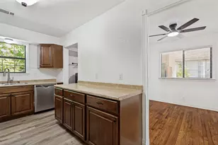 1409 N Morris St, McKinney, TX 75069 - Photo 12