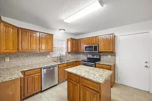[Address not provided], Garland, TX 75040 - Photo 6