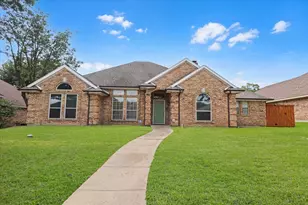 1520 Nettleton Dr, DeSoto, TX 75115 - Photo 2