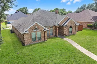 1520 Nettleton Drive, DeSoto, TX 75115 - Photo 6